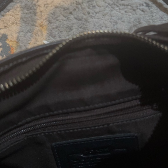 Vintage Coach Brown Leather Hobo Style Crossbody Bag - Picture 6 of 7